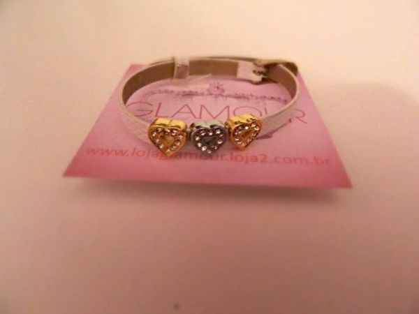 Pulseira 3 corações
