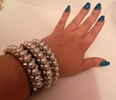 Pulseira pérolas e strass